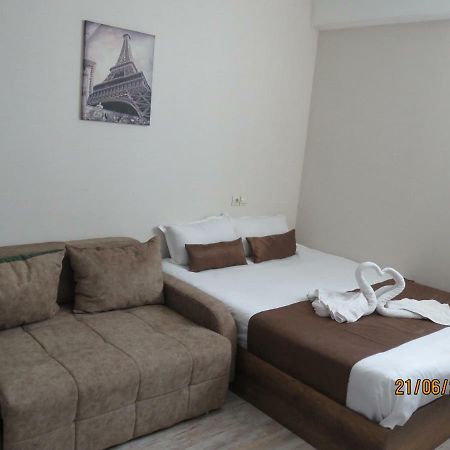 טביליסי Atlas Hotel מראה חיצוני תמונה