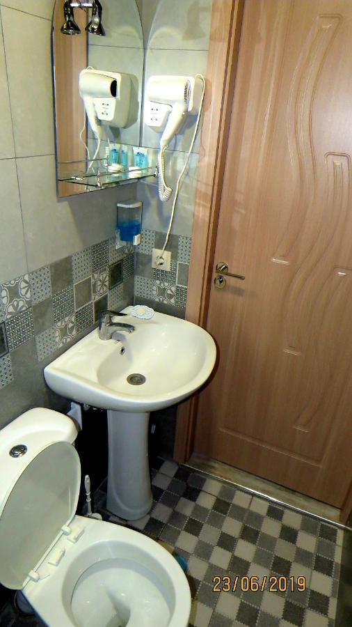 טביליסי Atlas Hotel מראה חיצוני תמונה