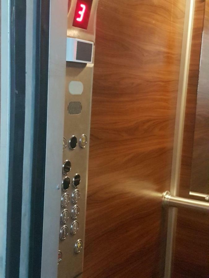טביליסי Atlas Hotel מראה חיצוני תמונה