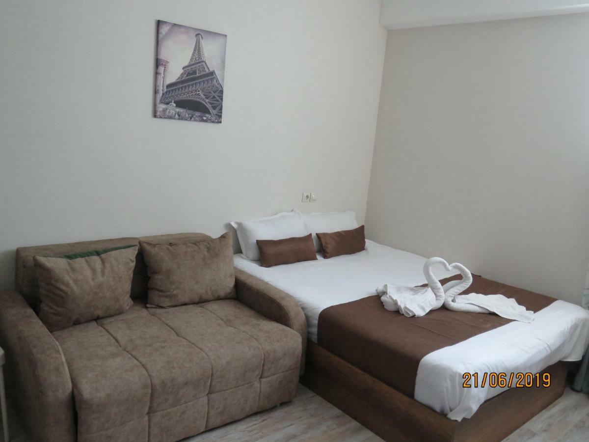 טביליסי Atlas Hotel מראה חיצוני תמונה