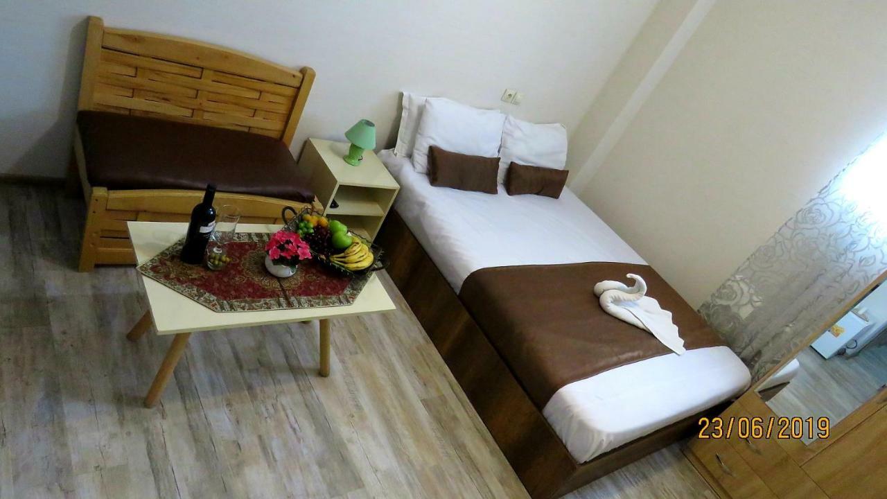 טביליסי Atlas Hotel מראה חיצוני תמונה